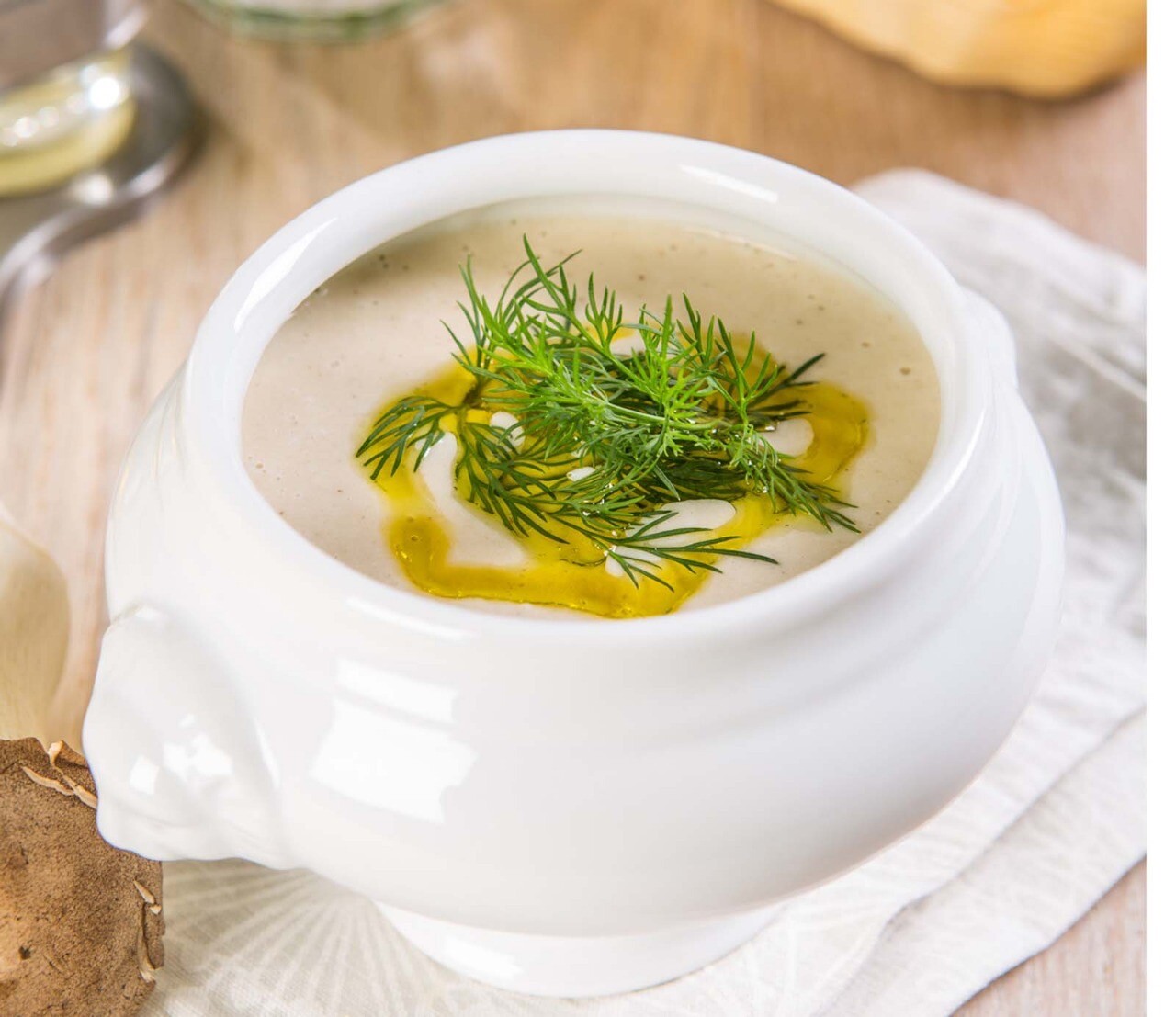 Грибной крем суп с соусом бешамель
